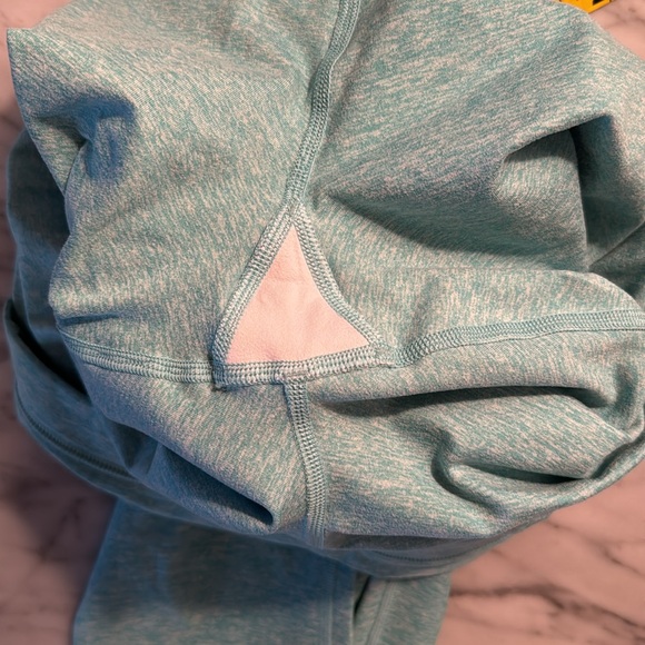 ALO Yoga Alosoft Legging - Picture 6 of 11